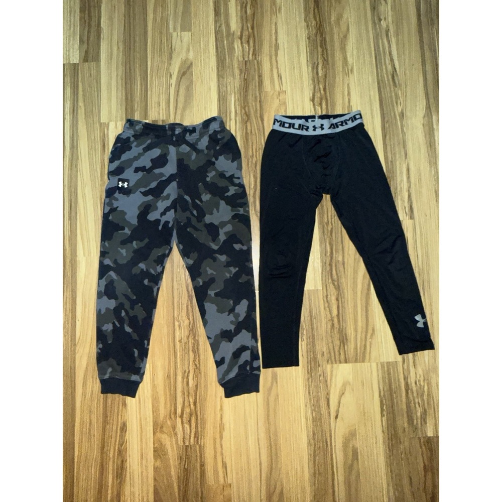 Under Armour UA HeatGear Compression‎ Boys YS Youth Small Camo Sweatpants